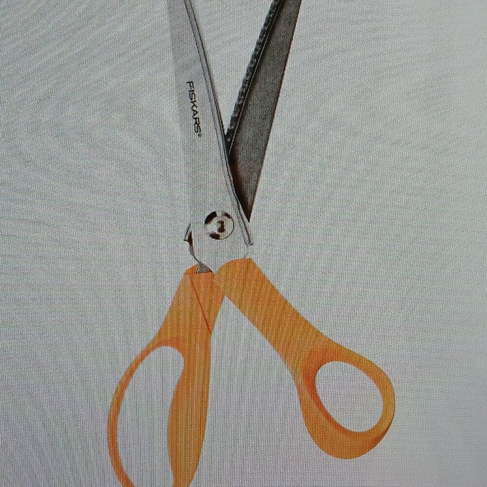 Fiskars Stainless Pinking Scissors - Picture 2 of 10